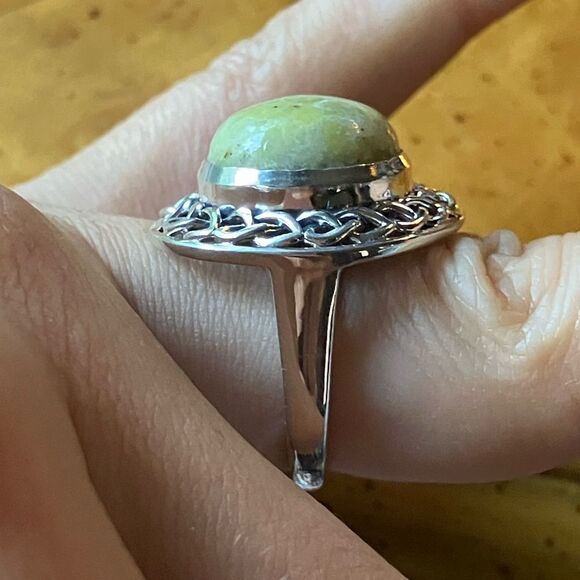 Natural Connemara Marble Sterling Silver Cocktail Ring Size 7 - Picture 3 of 9